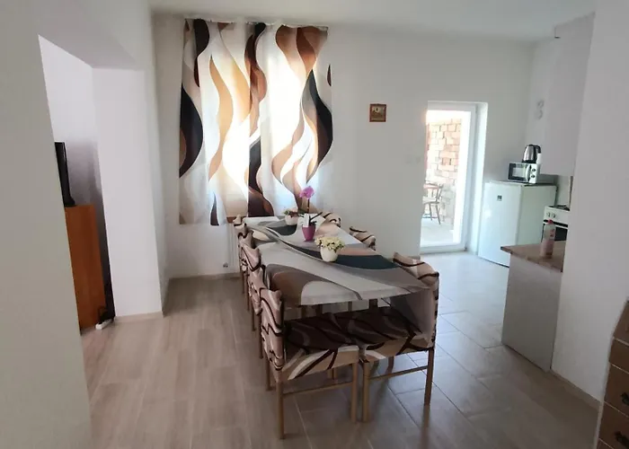 Feriehus Ecowood Family Ostoros